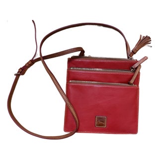 Vintage Dooney & Bourke Triple Zip Crossbody Bag For Sale
