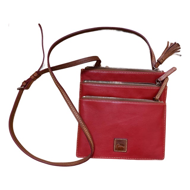 Vintage Dooney & Bourke Triple Zip Crossbody Bag For Sale