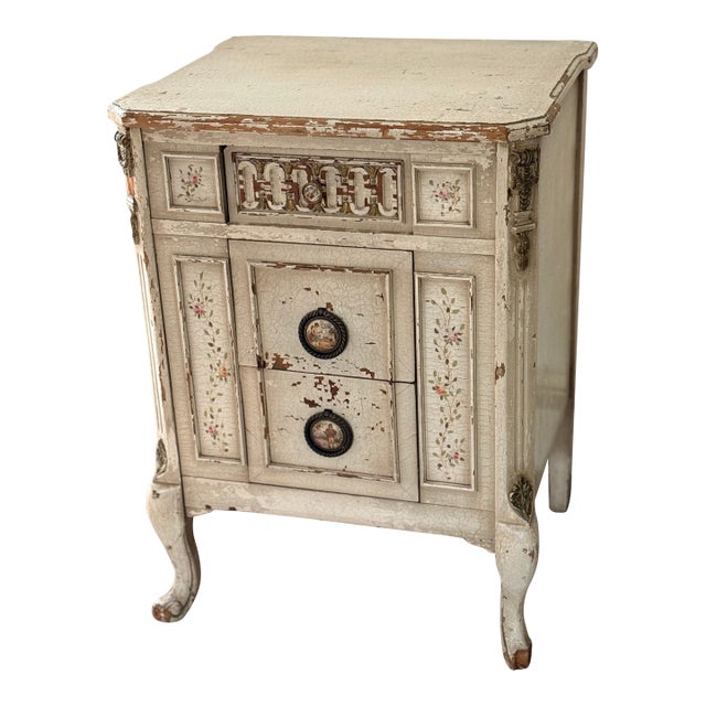 Pair of Early 1900s French Ball & Claw Side Tables For Sale