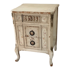 Pair of Early 1900s French Ball & Claw Side Tables