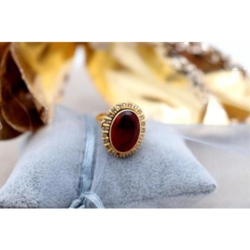 Gold Ring with Oval Shaped Table For Sale - Image 5 of 8