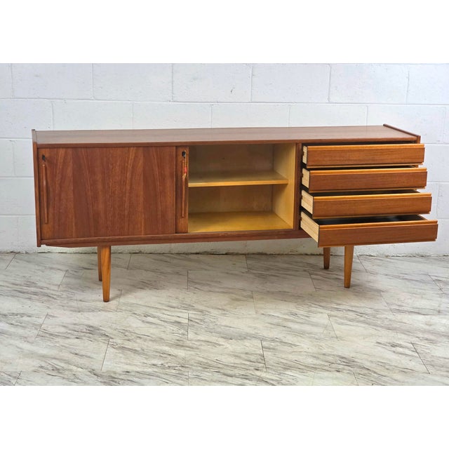 Mid-Century Modern 1960s Danish Teak Credenza in the Manner of Omann Jun for Prins Møbler For Sale - Image 3 of 9