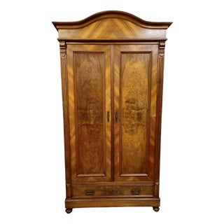 Antique Bieidermeier Style Wardrobe in Walnut, 1800s For Sale