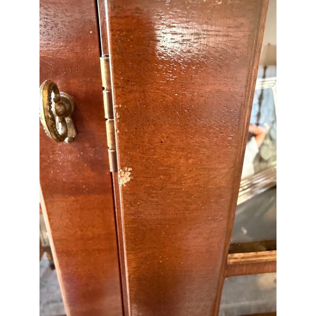 Georgian Carved Mahogany Breakfront Bookcase Cabinet by Hickory For Sale - Image 9 of 10