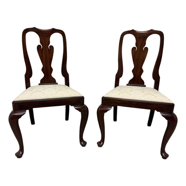 Henkel Harris 110s 29 Solid Mahogany Queen Anne Dining Side Chair - Pair B For Sale