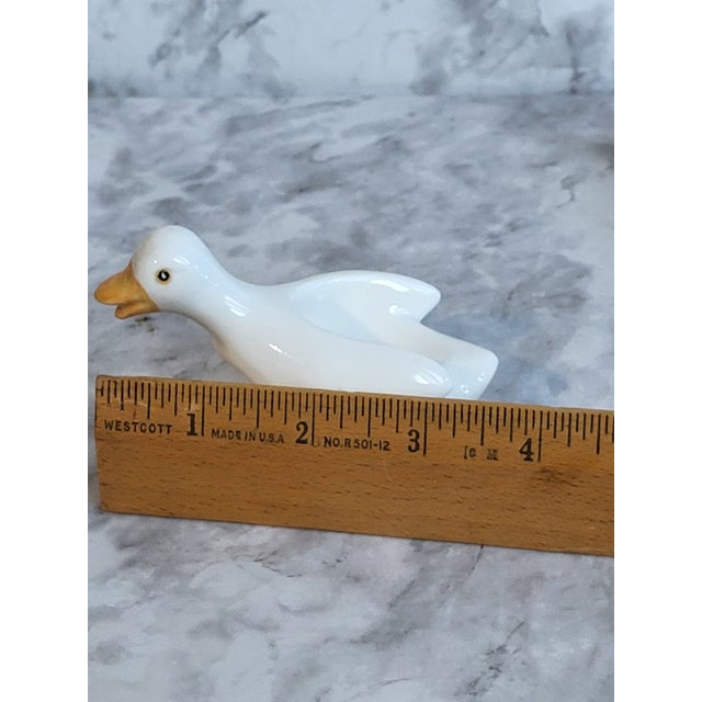 White 1960s Mid Century Modern Ceramic Duck Napkin Ring Holders - Pair For Sale - Image 8 of 10