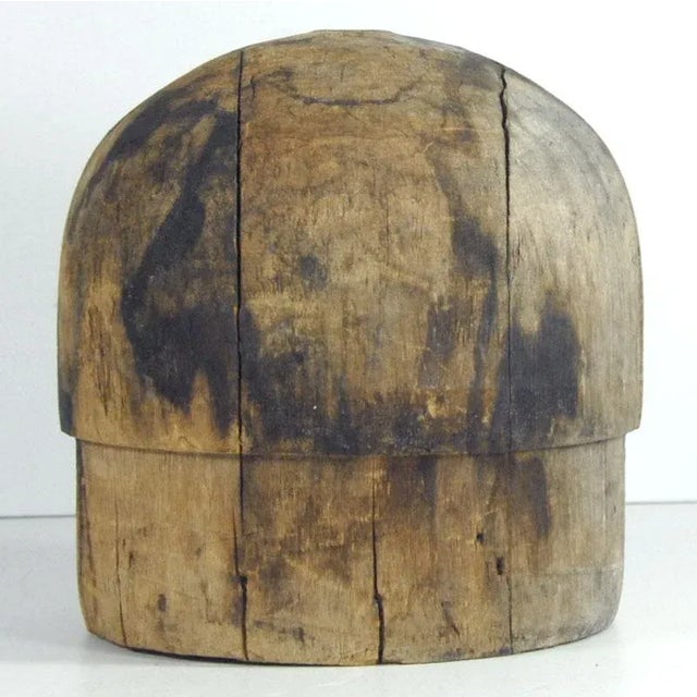 Belgian Hat Block, 1890s, in Good conditions. Designed 1890 to 1919