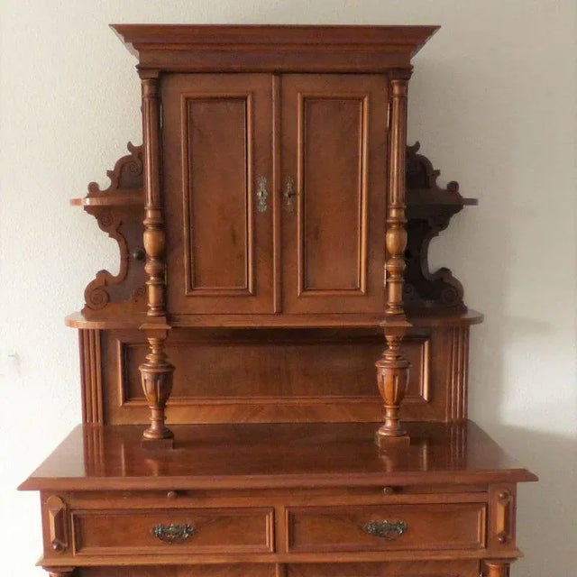 Top can be removed for transport