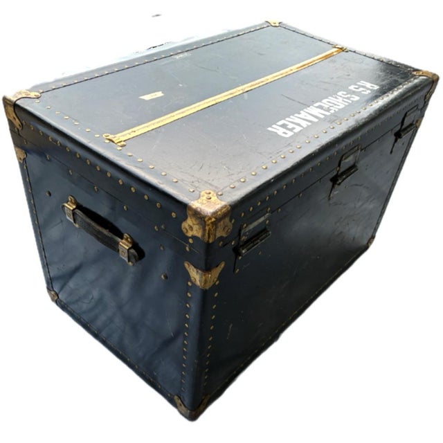 Mid-Century Modern Vintage Overland Steamer Trunk For Sale - Image 3 of 4