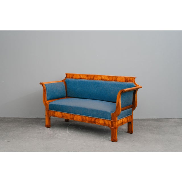 Antique Biedermeier Sofa in Walnut, 1800s For Sale - Image 3 of 17