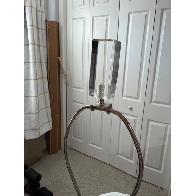 Mid-Century Modern Vintage Lucite Lamp Springer Hollywood Regency Heavy Clear Euc Square Stacked For Sale - Image 3 of 9