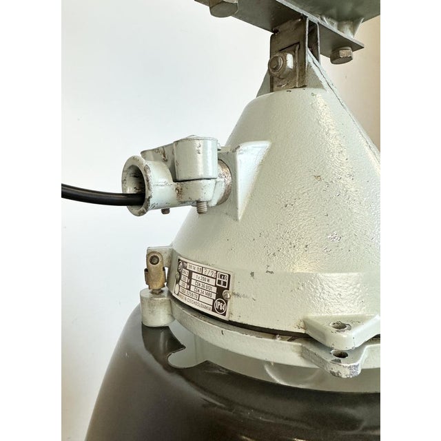 Grey Cast Aluminium Explosion Proof Lamp with Enameled Shade from Elektrosvit, 1970s For Sale - Image 12 of 18