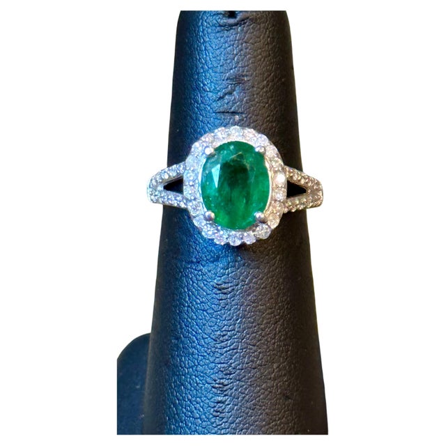 Metal 3.5 Carat Oval Natural Zambian Emerald & 1.8 Ct Diamond Ring 14 Karat White Gold For Sale - Image 7 of 8