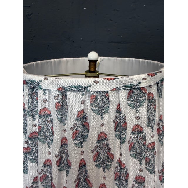 1970s Chinese White Ginger Jar Lamp W/ Buti Handmade Lampshade For Sale - Image 4 of 5