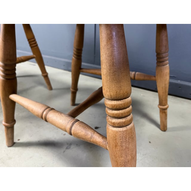 English Windsor Style Dining Chairs, 1960s, Set of 4 For Sale - Image 4 of 13