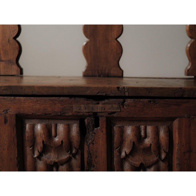 Carved Wood Storage Bench, 18th Century For Sale - Image 4 of 18