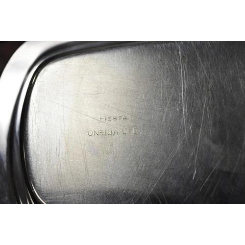 Vintage Oneida Silver Plated Covered Butter Dish W/ Glass Liner (A) For Sale - Image 11 of 12