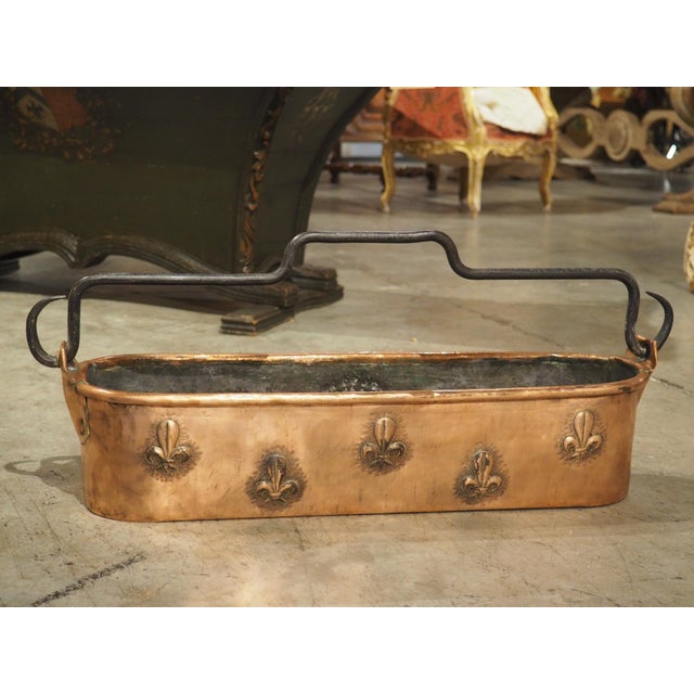 Circa 1900 French Double Lion Passant and Fleur De Lys Copper Poissonnière For Sale In Dallas - Image 6 of 18