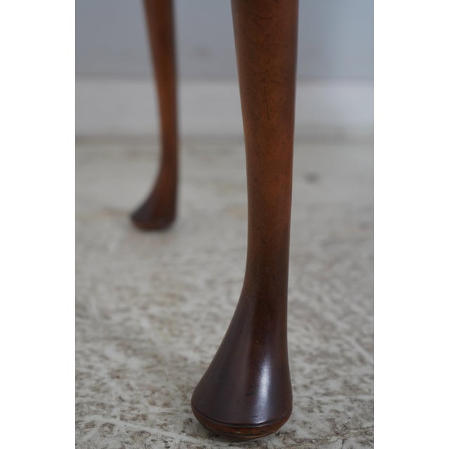 Wood 1980s Baker Model 8868 Colonial Williamsburg Walnut Lowboy Dressing Table For Sale - Image 7 of 18