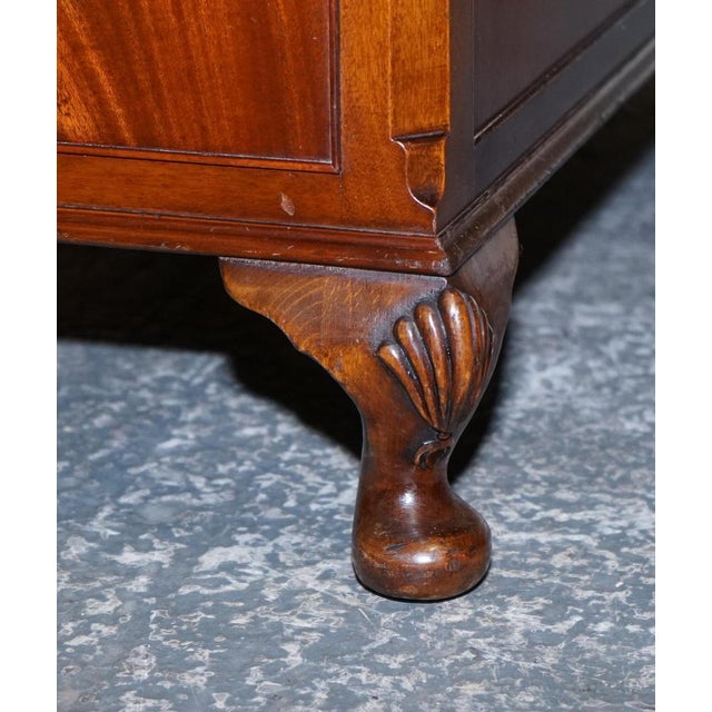 Burgundy Embossed Leather Top Twin Pedestal Desk from Globe Wernicke For Sale - Image 9 of 18