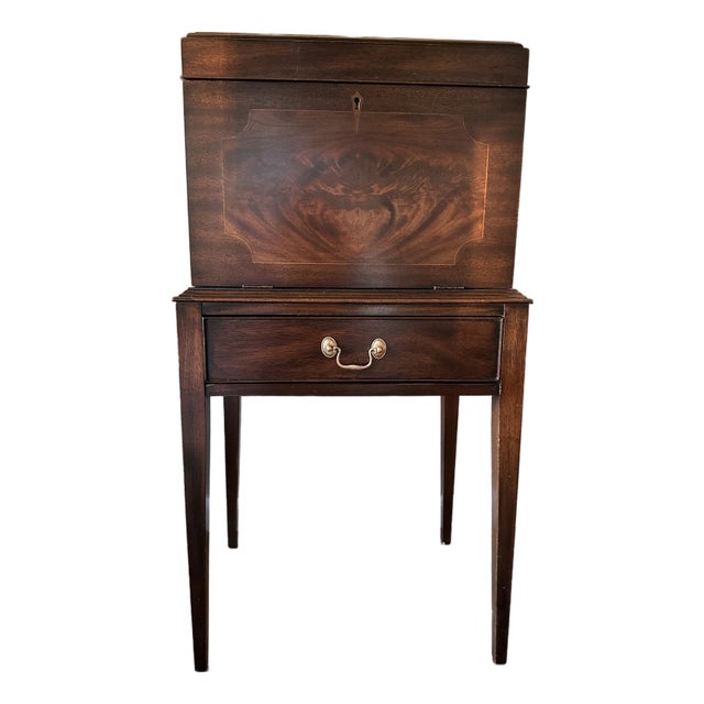 1970s Henkel Harris Solid Mahogany Wine Cellarette / Bar Cabinet – Original Label For Sale