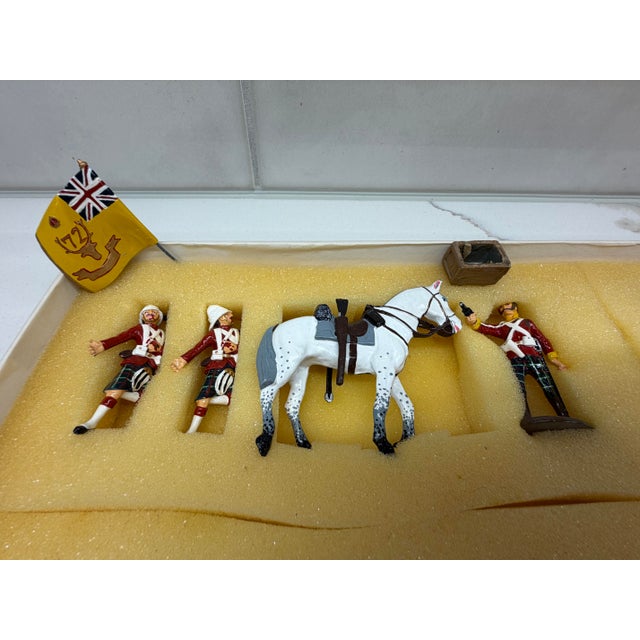 1990s King & Country Seaforths Painted Lead Soldier Set For Sale - Image 12 of 17