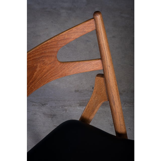 CH29 Sawbuck Chair by Hans J. Wegner for Carl Hansen & Søn, 1960s For Sale - Image 9 of 10