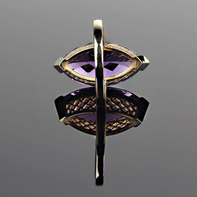 Traditional Marquise 13 Carat Amethyst Gold Rhodium Ring Size 8.25 For Sale - Image 3 of 4