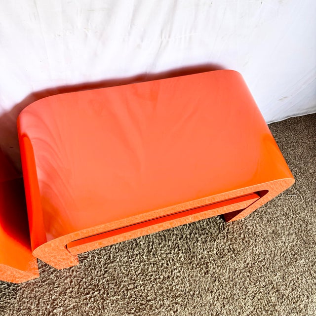 1980s Postmodern Tangerine Orange Lacquer Laminate Waterfall Nighstands/Side Tables For Sale - Image 5 of 8