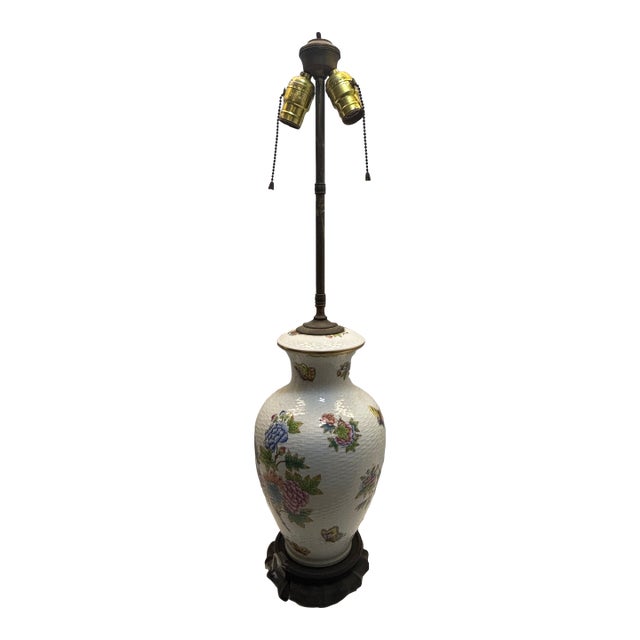 Vintage Queen Victoria Patterned Herend Lamp For Sale