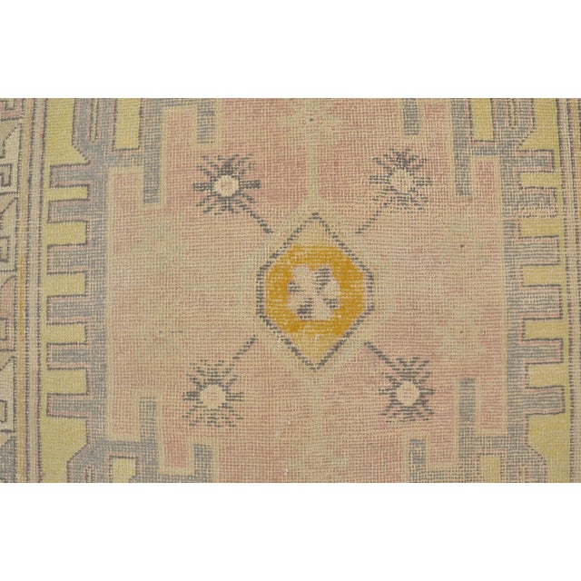 1960s Pink Pastel Color Antique Turkish Oushak Handmade Rug For Sale In Phoenix - Image 6 of 11