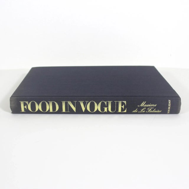French 1981 Food in Vogue With Blue Linen Hard Cover Book For Sale - Image 3 of 10