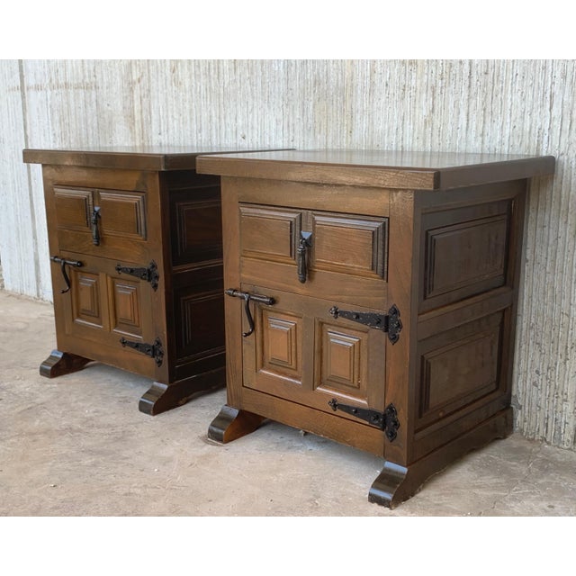Early 20th Century Pair of Spanish Nightstands with One Drawers, Door and Iron Hardware For Sale - Image 17 of 18