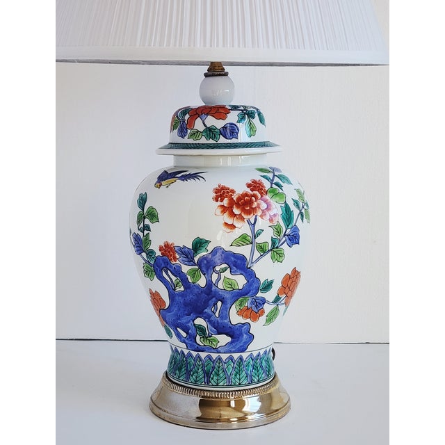 Vintage Ginger Jar Floral Motif Table Lamp For Sale In New York - Image 6 of 12