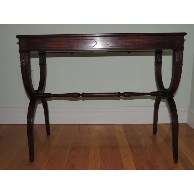 Early 20th Century Early 20th Century Neoclassical Duncan Phyfe Mahogany Side Table For Sale - Image 5 of 12