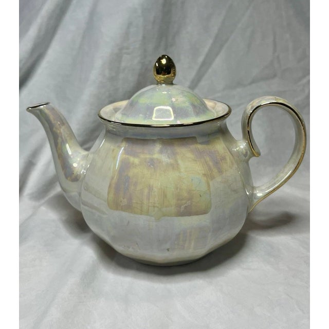 Shabby Chic Vintage Wade England Pearl Wedding Lustreware Teapot – Iridescent Crackle Glaze Gold Trim For Sale - Image 3 of 12