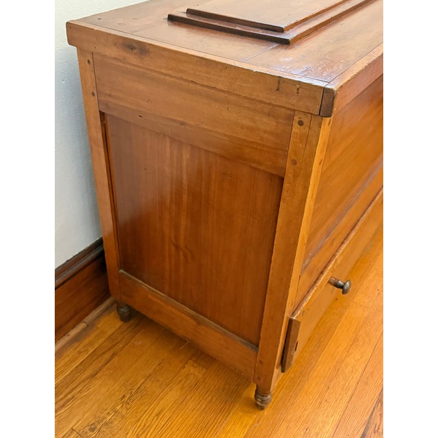 19th Century American Country Sheraton Blanket Chest With Drawer For Sale - Image 9 of 11