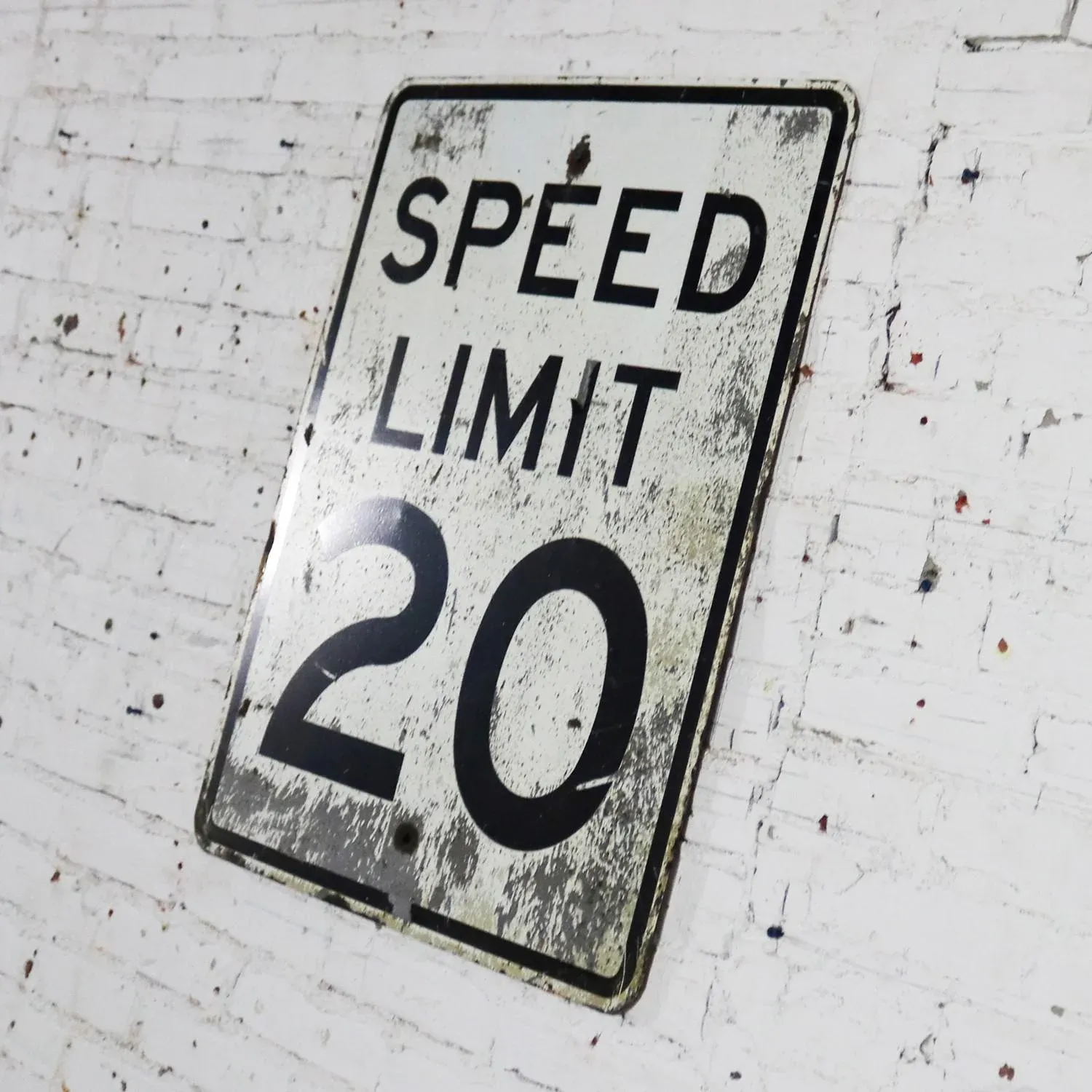 アンティーク雑貨 USA SPEED LIMIT20 Vintage Speed Limit 20 Large Steel Traffic Sign | Chairish