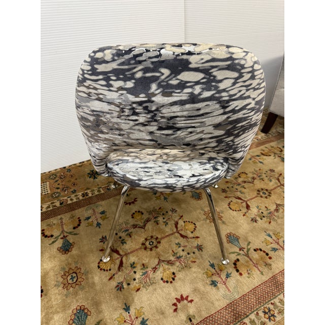 Eero Saarinen Executive Chairs, Pair For Sale In San Francisco - Image 6 of 14