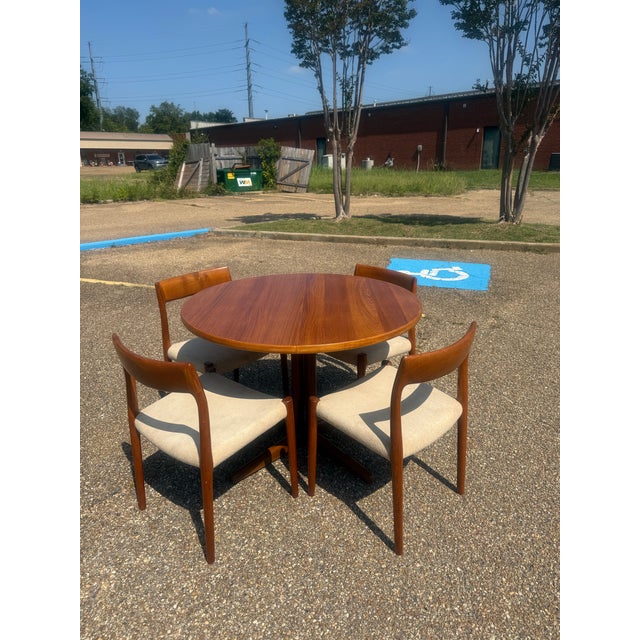 Copper 1960s Ansager Møbler Teak Dining Table and Set of Møller 77 Dining Chairs - Set of 5 For Sale - Image 8 of 12
