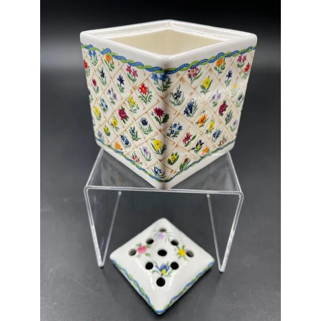 English Potpourri Lidded Box by Eximious, Ltd For Sale - Image 12 of 12