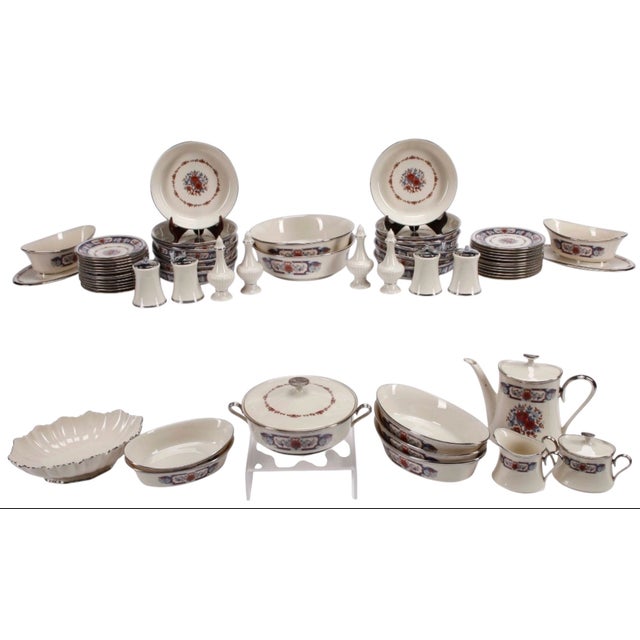 Lenox Late 20th Century The Lenox "Interlude" Grand Service an Exceptional Expression of American Entertaining (1975–1985) For Sale - Image 4 of 17