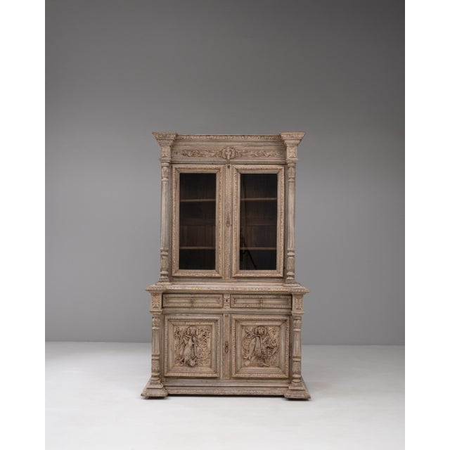 1880s Belgian Oak Vitrine with Ornate Carvings For Sale - Image 16 of 18