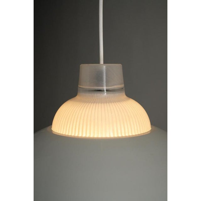 1980s Minimalist White Metal Pendant with Ribbed Glass Top from Metalarte, 1980s For Sale - Image 5 of 12