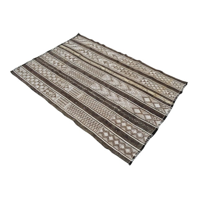 Vintage Primitive Rug Hand Woven Cotton Anatolian Kilim Rug - 3'8" X 5'6" For Sale