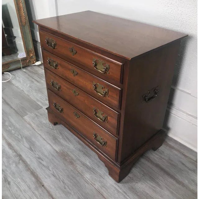 1960s Traditional Solid Pennsylvania Cherry Small Bachelors Chest For Sale - Image 9 of 10