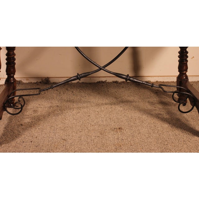 17th Century Spanish Dining Table in Oak and Chestnut For Sale - Image 11 of 16