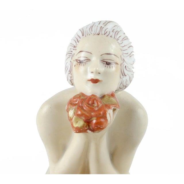 Early 20th Century Art Déco Hand-Painted Ceramic Cosmetic Powder Bowl of a Lady Sitting Over a Cushion by Aladin, France For Sale - Image 6 of 9