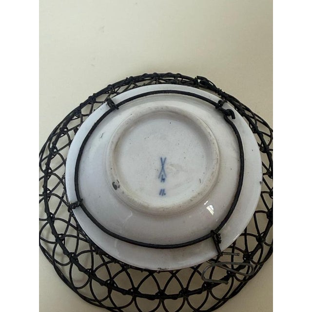 19th Century Porcelain Wire Bowls attributed to Meissen, Germany, Set of 3 For Sale - Image 12 of 16