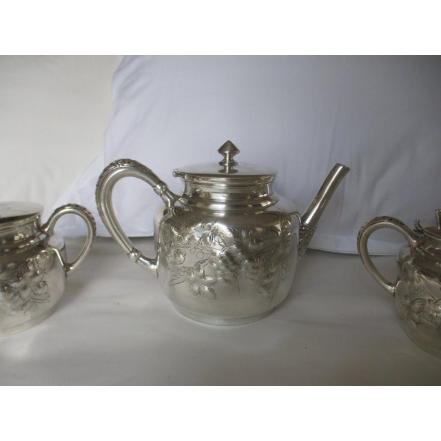 Late 19th Century Antique Homan Silverplate Company Silverplate Ornate 4 Piece Tea Service For Sale In Columbia, SC - Image 6 of 12